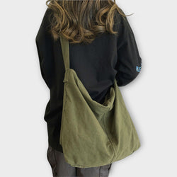 Bolso de hombro con solución