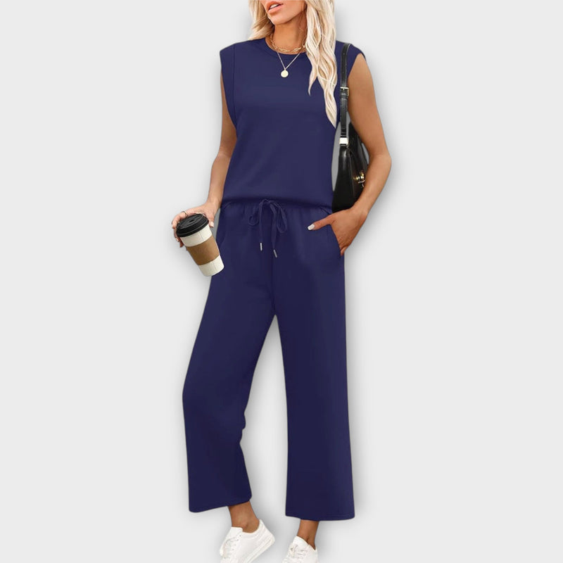 Conjunto de mujer: suave, elegante y con estilo.