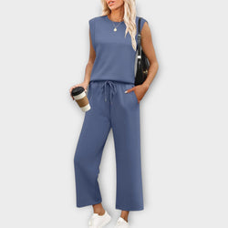 Conjunto de mujer: suave, elegante y con estilo.